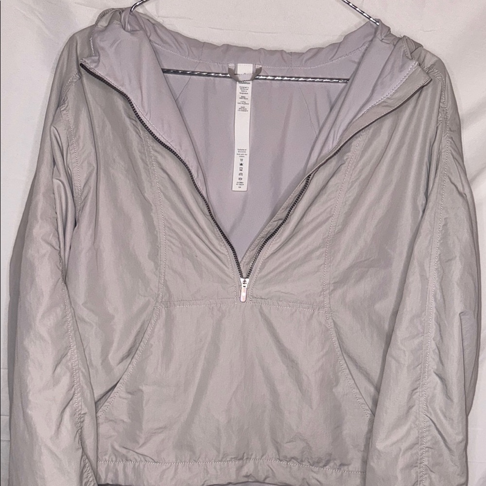Lululemon Hooded Cropped Quarter-Zip Windbreaker in Khaki - Size 8